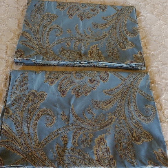 BEAUTIFUL Valances - Picture 1 of 14